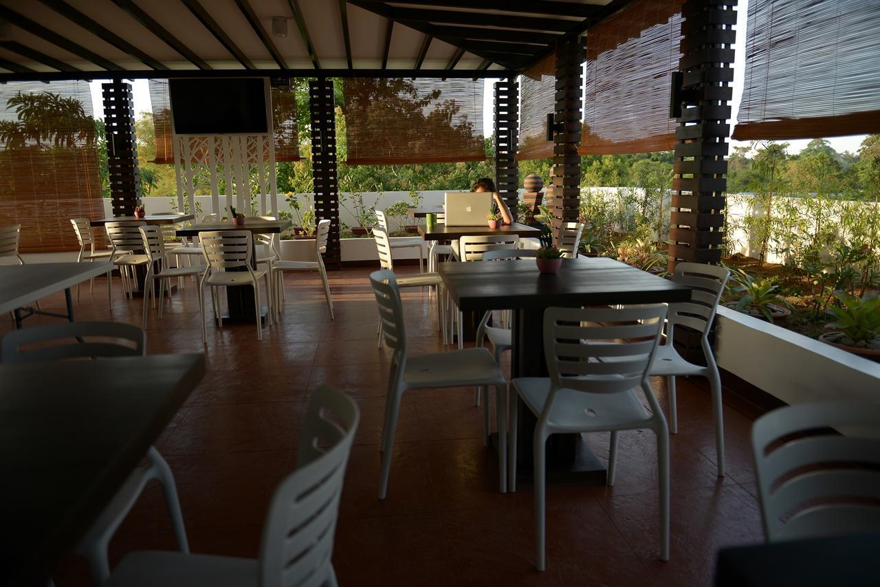Globetrotter Inn - Palawan Inc. Puerto Princesa Esterno foto